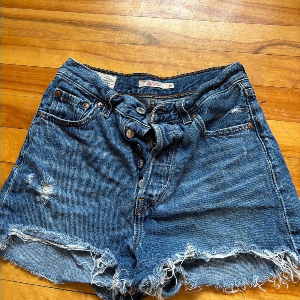 new levi’s shorts
